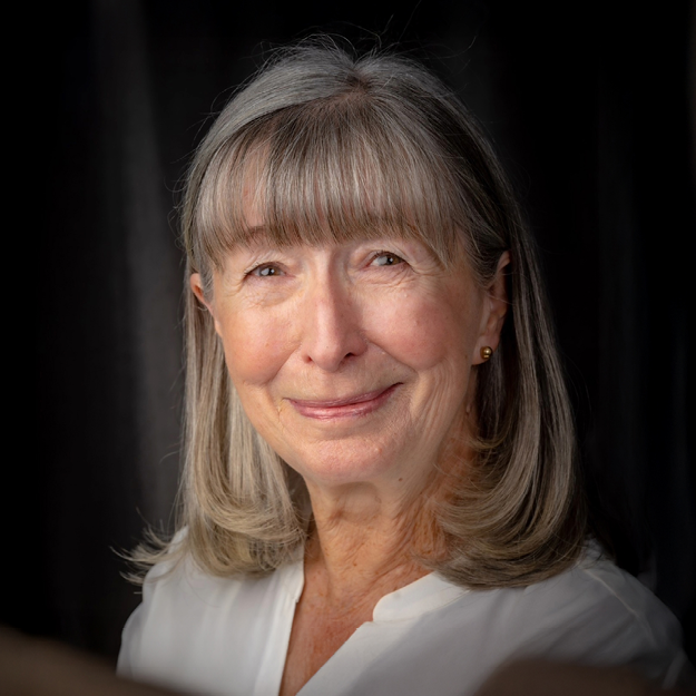 Maureen Thomas